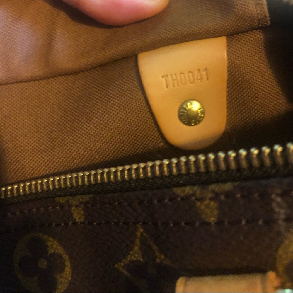 LV Speedy 30 - Picture 4 of 12